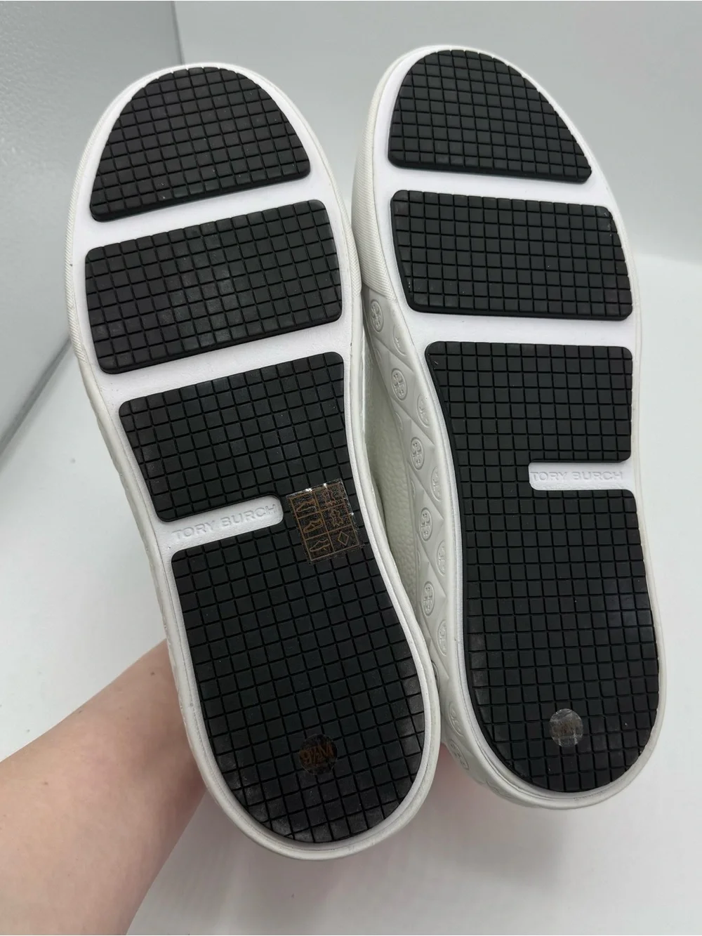 Tory Burch Ladybug Platform Sneakers Titanium‎ White/Washed Berry size 9.5 luxe